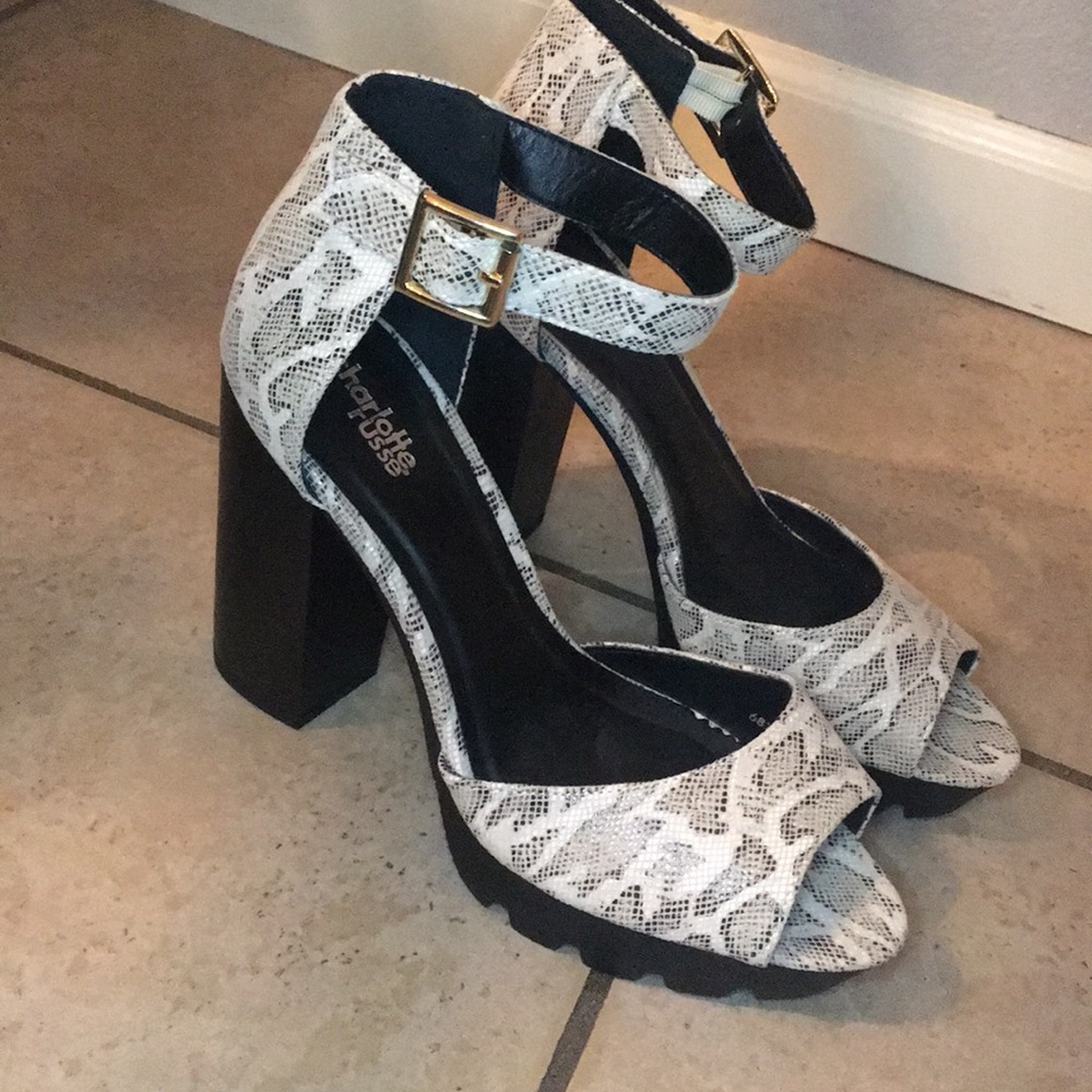 Chunky heals